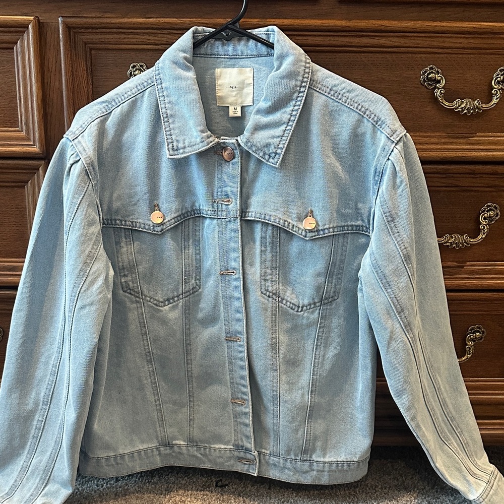 Light Blue Denim Jacket - Women's Classic Trucker